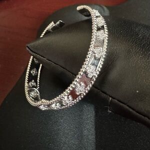 Elegant VCA 750  Silver Bangle Bracelet w/ Floral Inspired Crystal Accents.